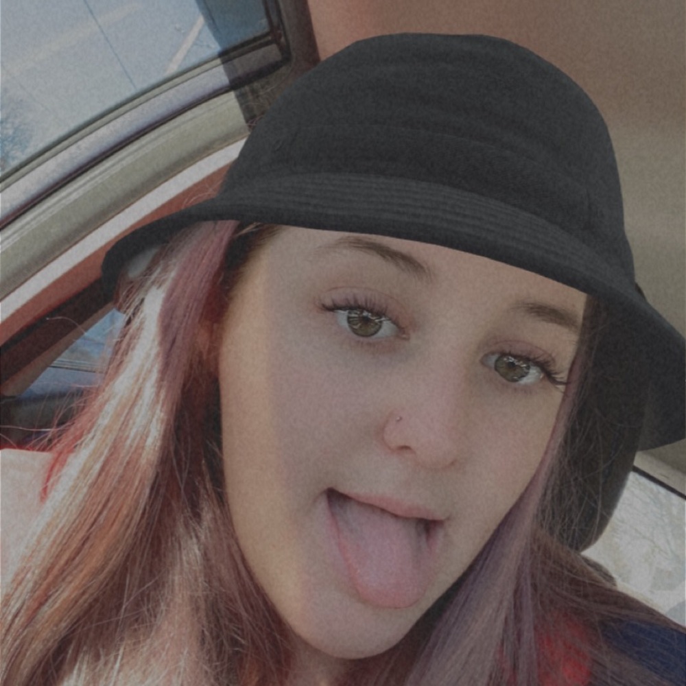 Meet your Posher, Kaitlyn